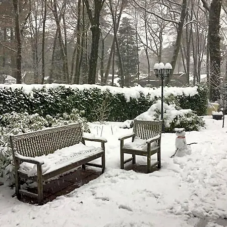 In De Aap Gelogeerd Maison d'hôtes Apeldoorn