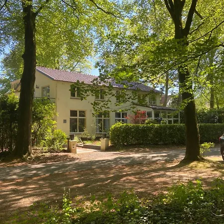 In De Aap Gelogeerd 3* Apeldoorn